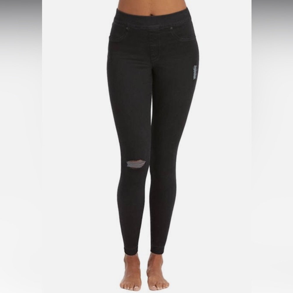Gently Used Spanx Distressed Skinny Ankle Jean Large